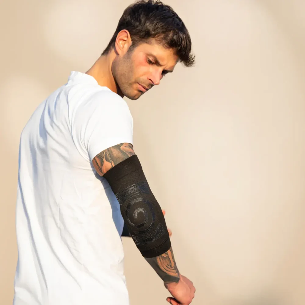 FLOKY Biomechanical Elbow Support Black 05